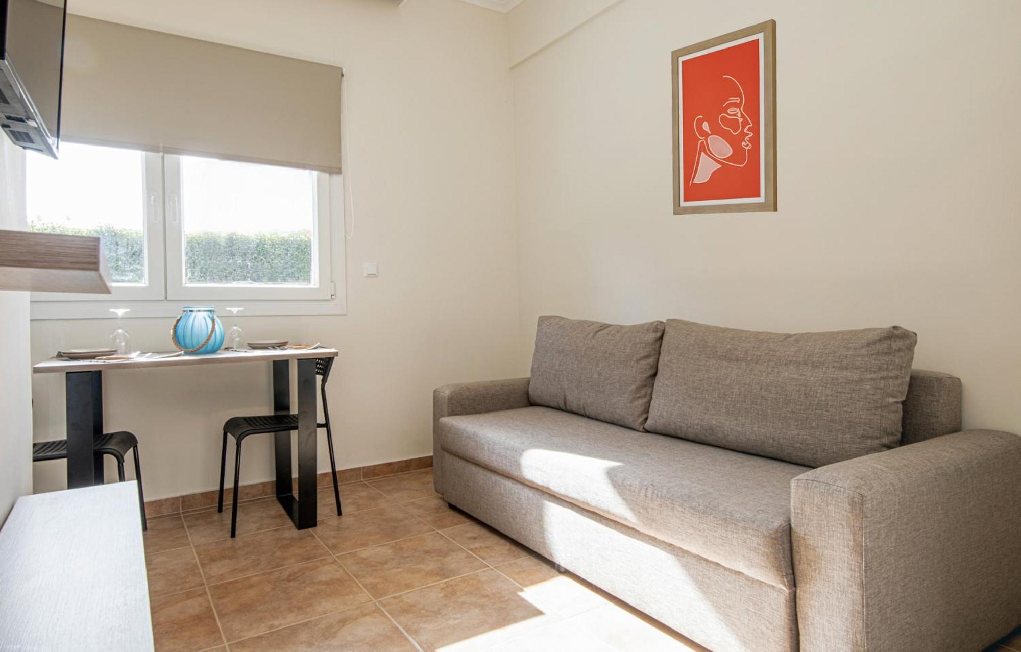 Stayinn Luxury Apartments Nea Kallikrateia Екстериор снимка
